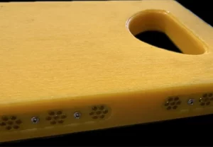 Die Schwellen bestehen aus robustem Material, das speziell für den Einsatz auf hochfrequentierten Straßen entwickelt wurde. 