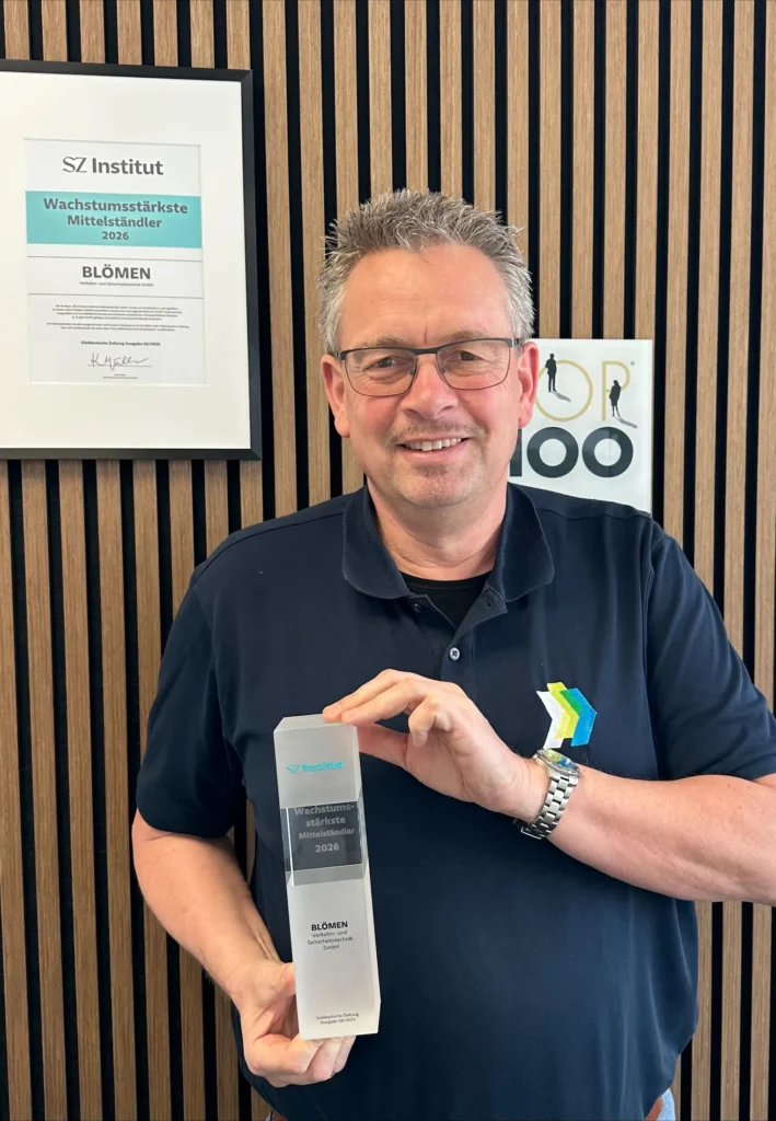 [25-07 Benno Blömen] 